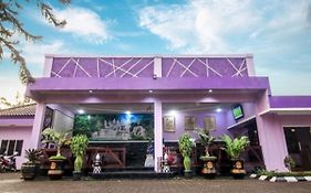 Hotel Signature Mandala Kencana